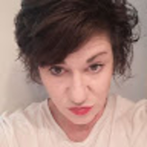 Meet your Posher, Alicia - Picture 1 of 1